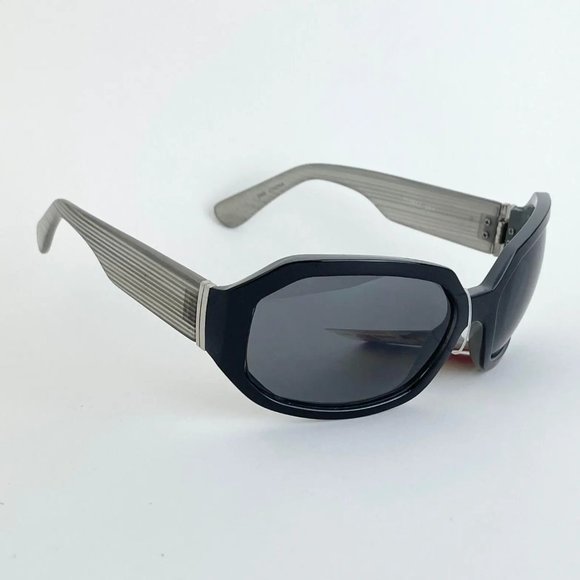 SG00810 FASHION by Famous Maker Sunglasses For Women, 100% UV Protect Black/Gray - Picture 2 of 9